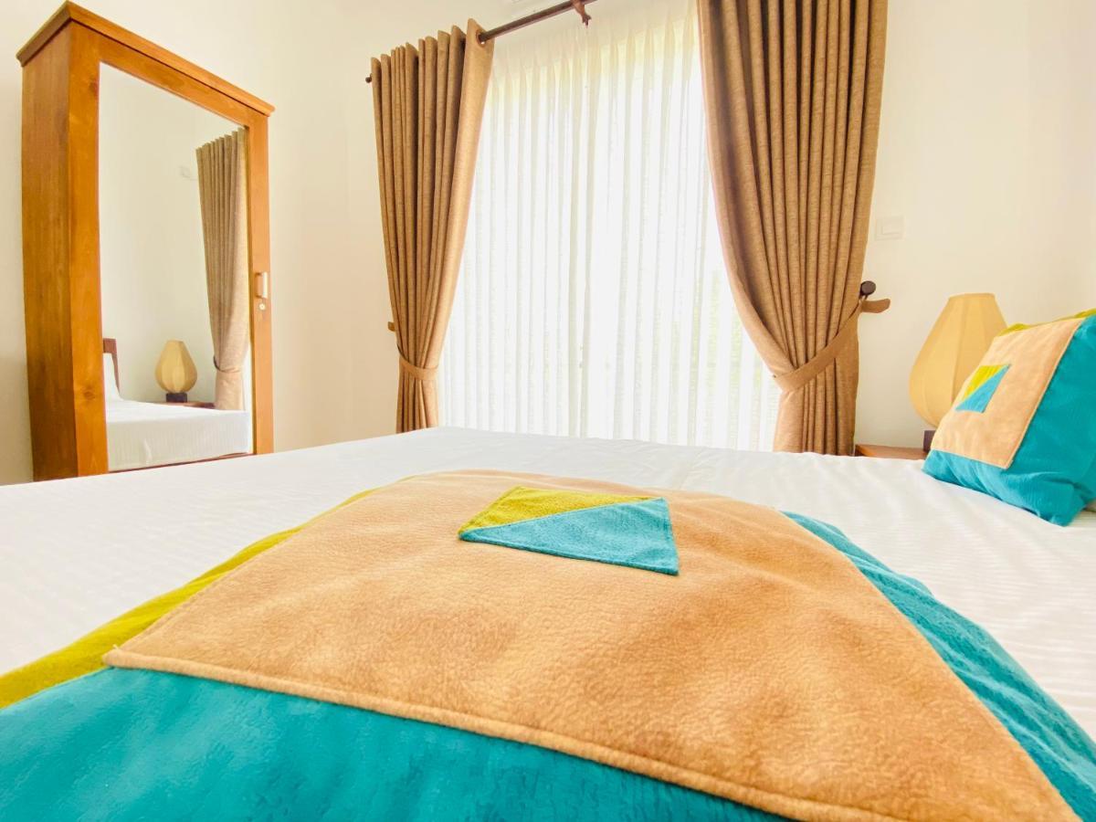 Srimadis Villa Near Airport - Негомбо Екстер'єр фото